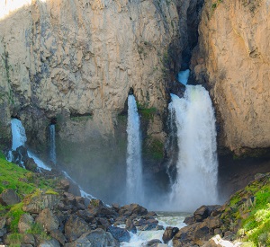 waterfalls in valley of the volcanoes andagua
